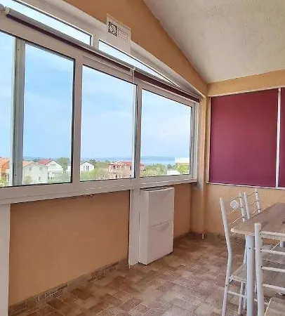 Appartement Eli *