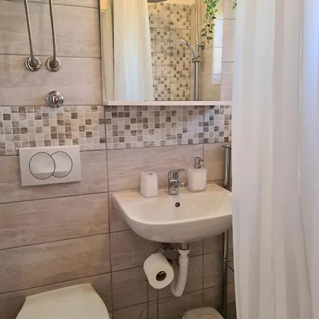 דירה Celic With Terrace